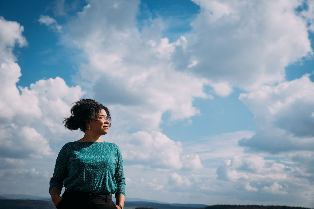 Jenna unter freiem Himmel